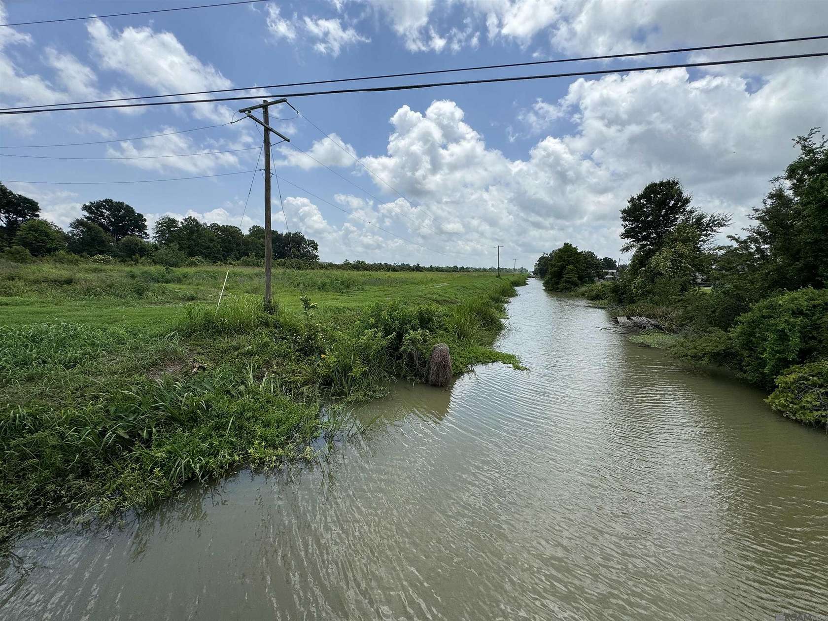 27 Acres of Recreational Land for Sale in Raceland, Louisiana