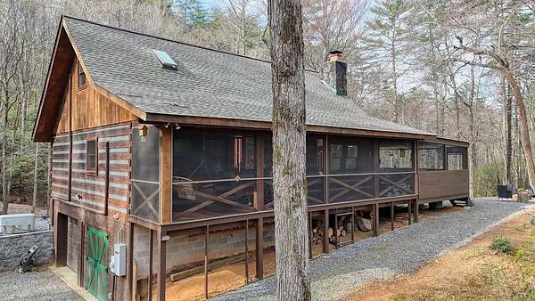 10 Acres of Recreational Land with Home for Sale in Murphy, North Carolina