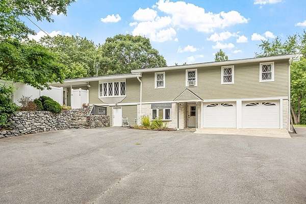 2.2 Acres of Land with Home for Sale in Townsend, Massachusetts