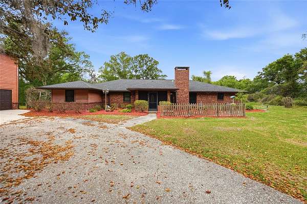 6.47 Acres of Land with Home for Sale in Arcadia, Florida