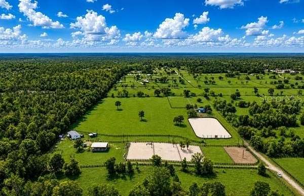18 Acres of Land with Home for Sale in Ocala, Florida