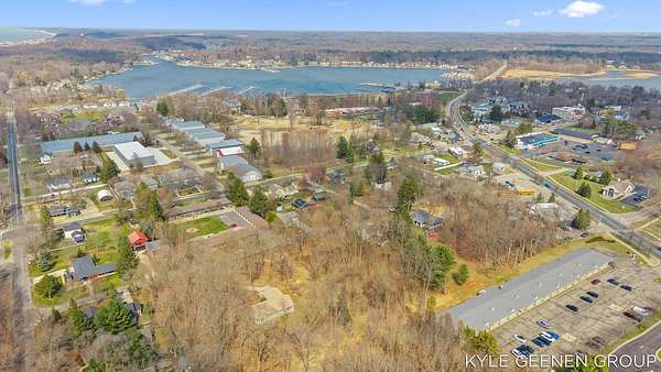 1.2 Acres of Residential Land for Sale in Douglas, Michigan