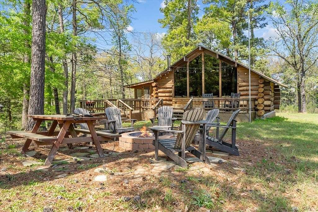 12 Acres of Recreational Land with Home for Sale in Brownsboro, Texas