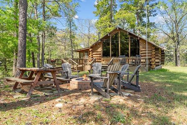 12 Acres of Recreational Land with Home for Sale in Brownsboro, Texas