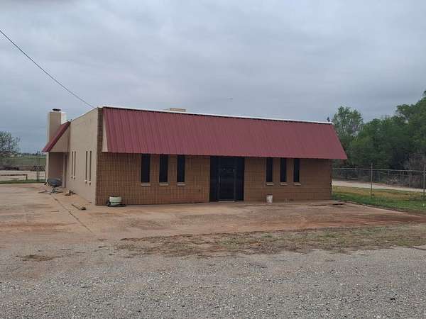 5.3 Acres of Improved Commercial Land for Sale in Enid, Oklahoma