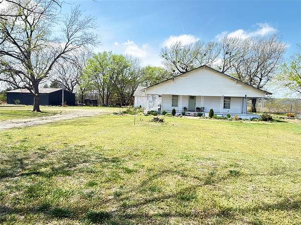 5 Acres of Land with Home for Sale in Sasakwa, Oklahoma