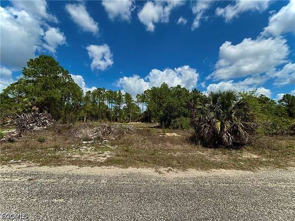 0.25 Acres of Residential Land for Sale in Lehigh Acres, Florida