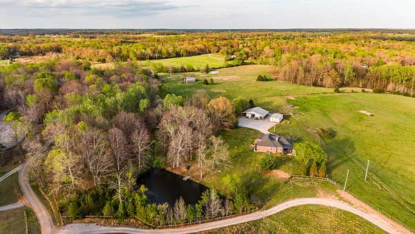 19.5 Acres of Land with Home for Sale in Chapmansboro, Tennessee