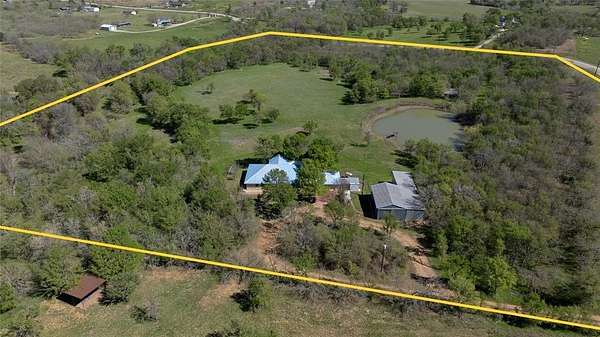 20.4 Acres of Land with Home for Sale in Cedar Creek, Texas