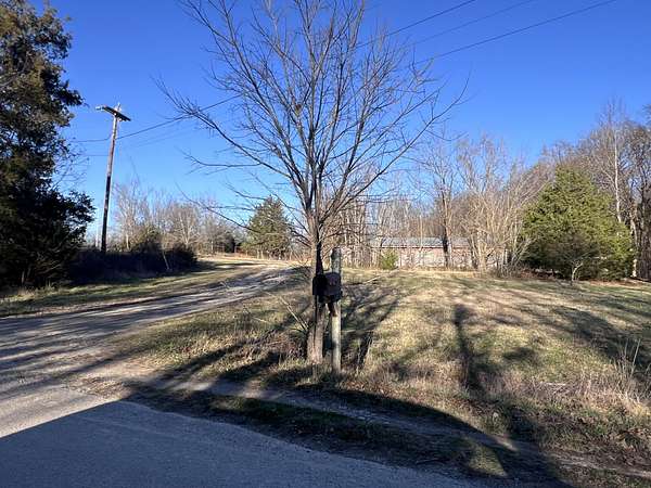 25 Acres of Land for Sale in Shady Grove, Tennessee