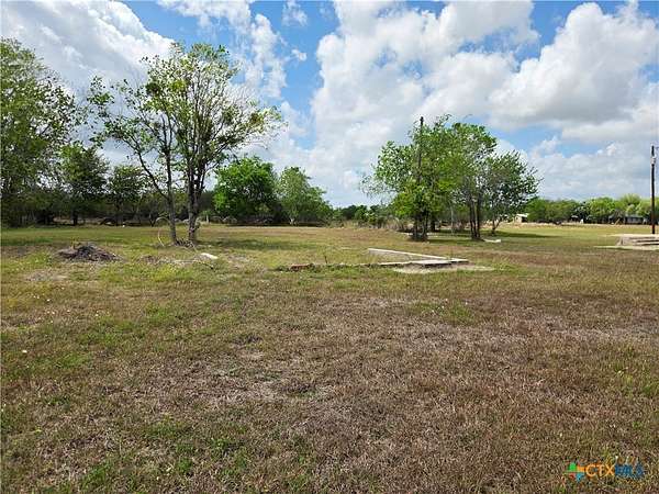 5.29 Acres of Residential Land for Sale in Victoria, Texas
