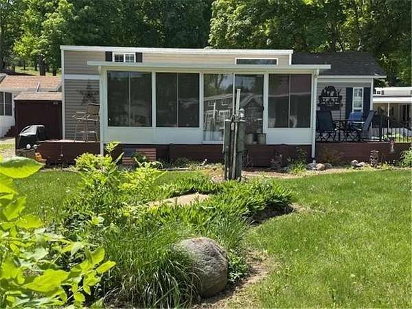 24 Acres of Recreational Land with Home for Sale in Farwell, Minnesota