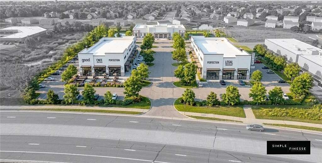 1.32 Acres of Commercial Land for Sale in Albertville, Minnesota