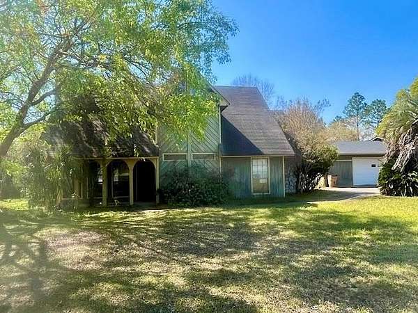 3 Acres of Land with Home for Sale in Tifton, Georgia