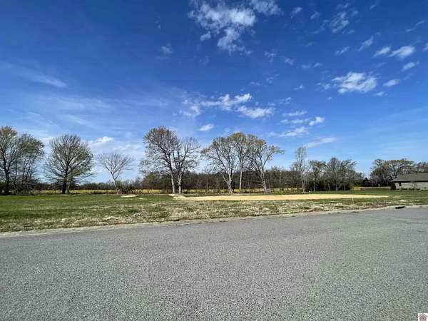 0.82 Acres of Residential Land for Sale in Murray, Kentucky