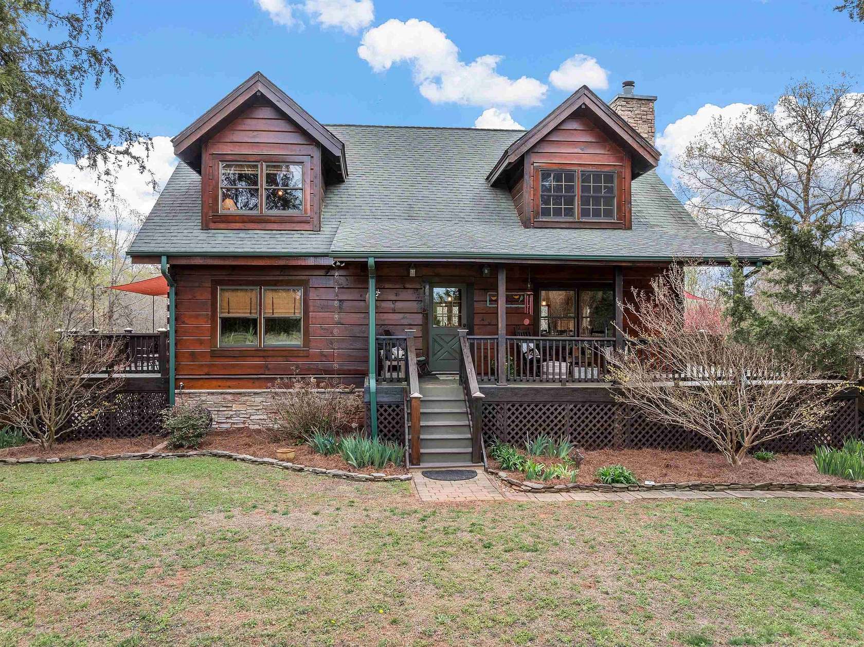 19.1 Acres of Land with Home for Sale in Jonesville, South Carolina