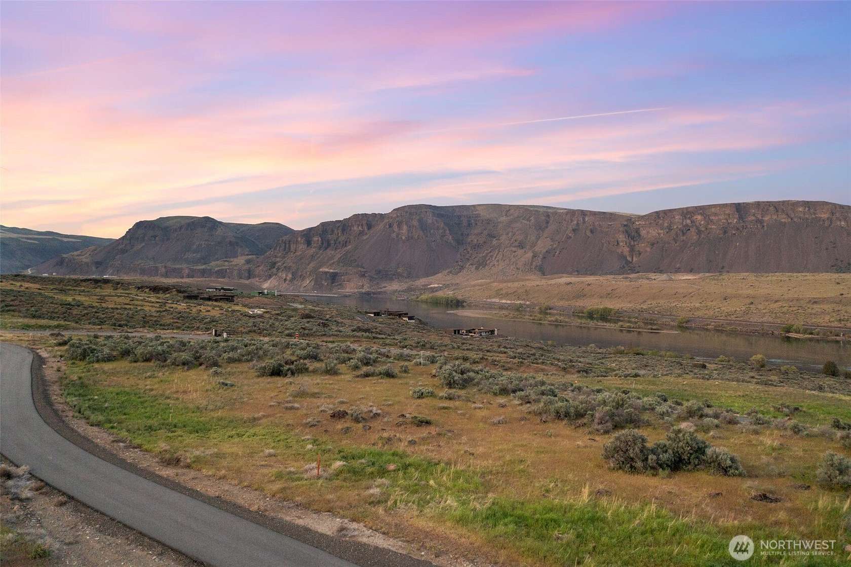 2 Acres of Residential Land for Sale in Malaga, Washington