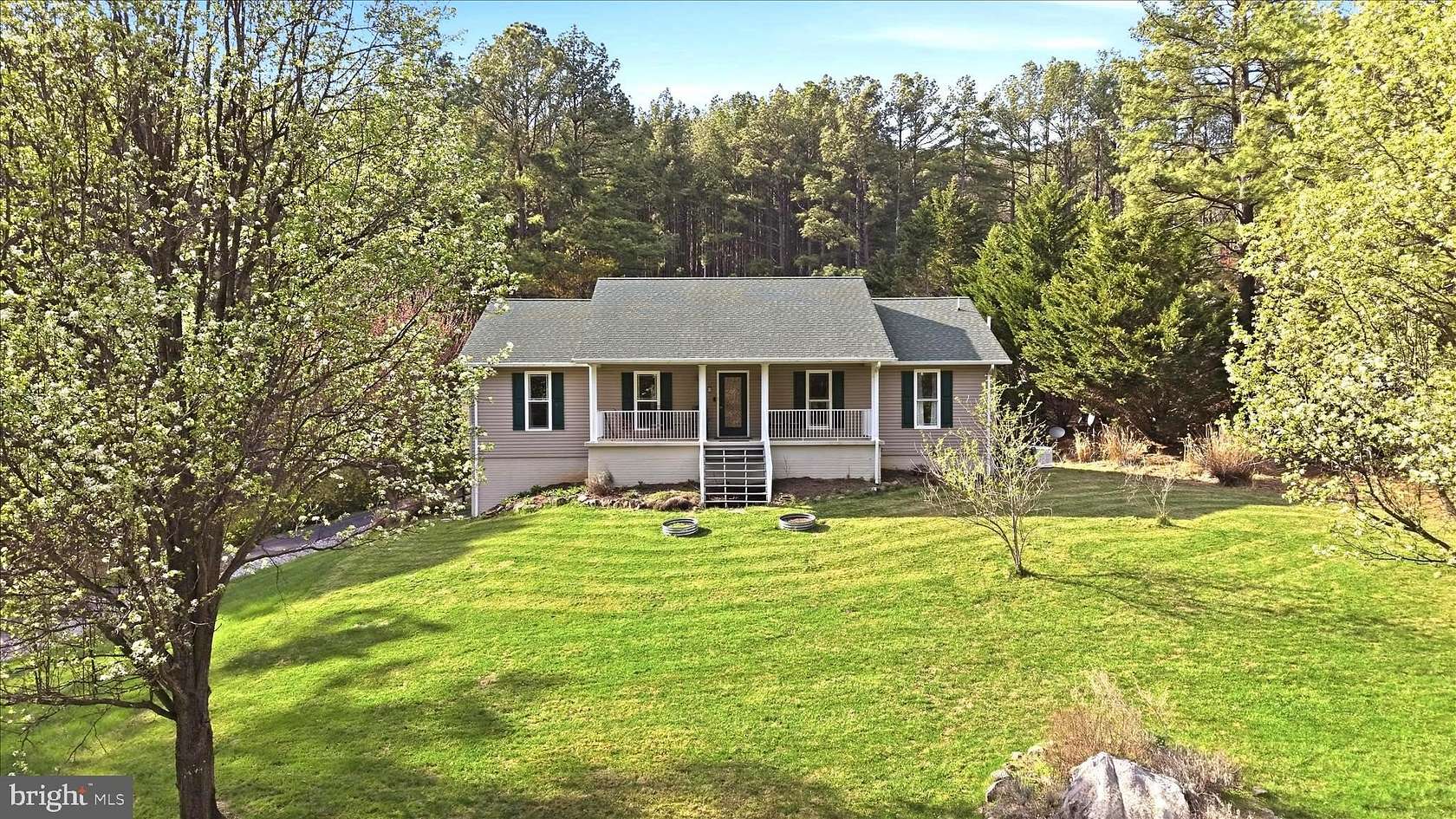 5 Acres of Land with Home for Sale in Bentonville, Virginia