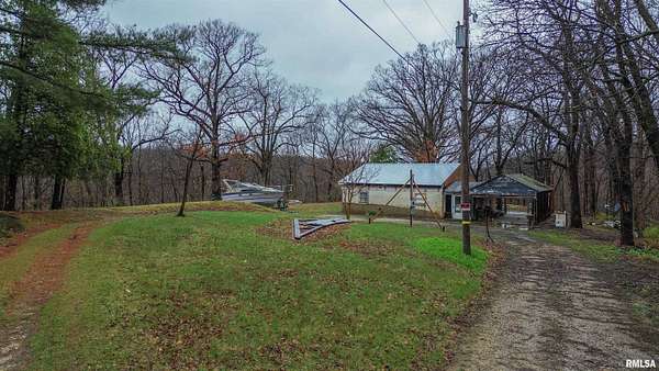 6.9 Acres of Residential Land for Sale in Washington, Illinois