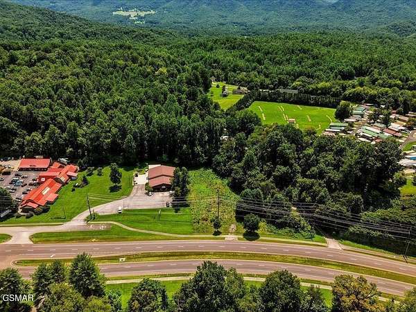 1.24 Acres of Commercial Land for Sale in Townsend, Tennessee