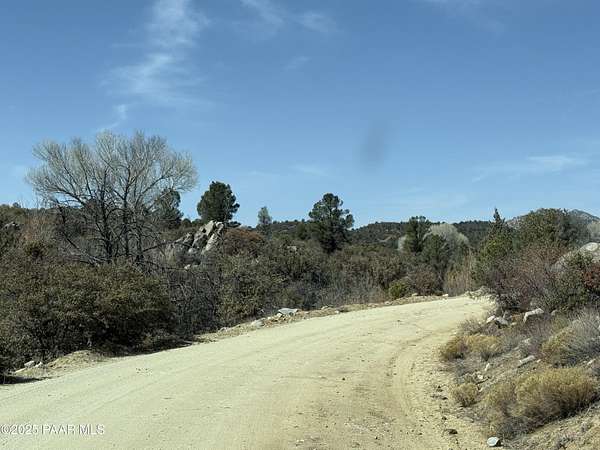 19 Acres of Land for Sale in Kirkland, Arizona