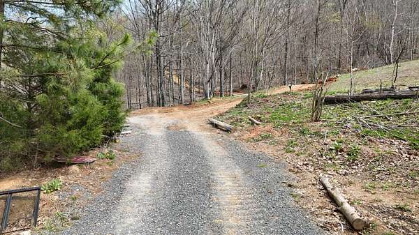 3 Acres of Residential Land for Sale in Decatur, Tennessee