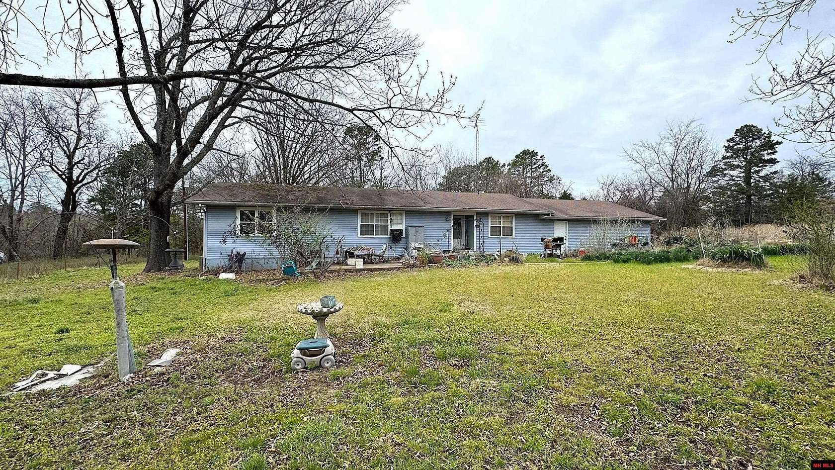 35 Acres of Land with Home for Sale in Mountain Home, Arkansas