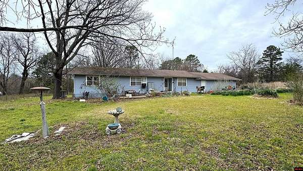 35 Acres of Land with Home for Sale in Mountain Home, Arkansas