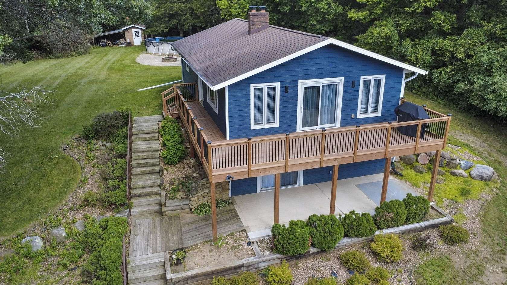 1.54 Acres of Land with Home for Sale in Lodi, Wisconsin