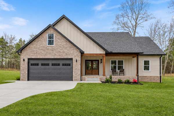 2 Acres of Land with Home for Sale in Dickson, Tennessee