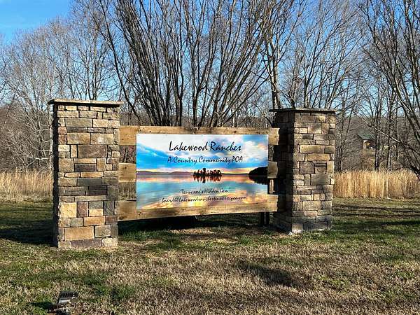 8.42 Acres of Residential Land for Sale in Waverly, Tennessee