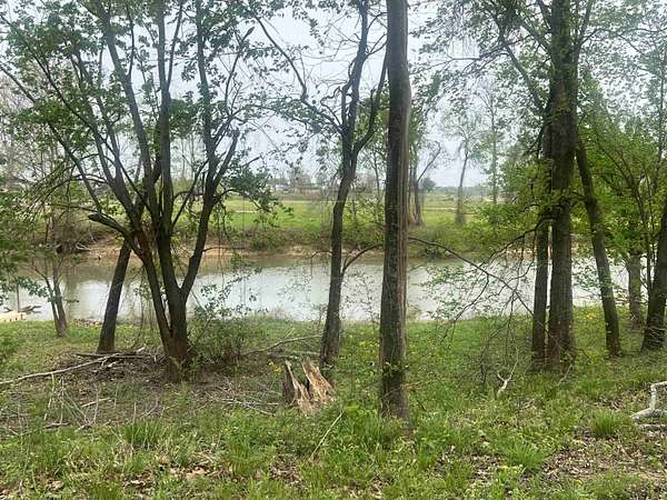 0.91 Acres of Land for Sale in Savannah, Tennessee
