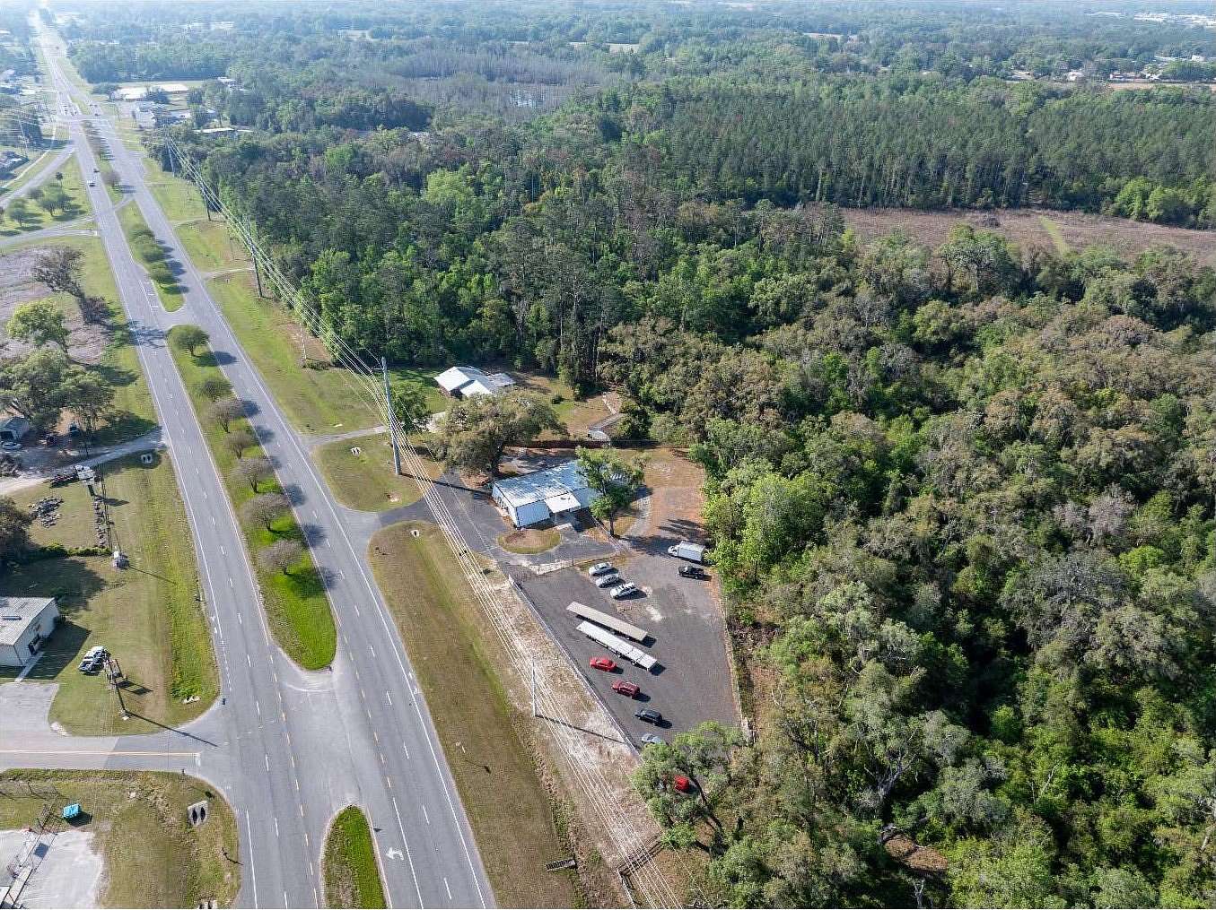 1.5 Acres of Improved Commercial Land for Sale in Lake City, Florida