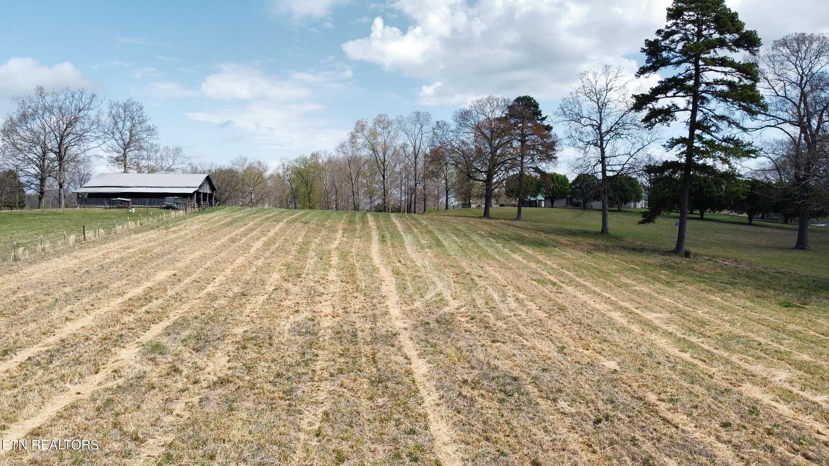 1.6 Acres of Residential Land for Sale in Loudon, Tennessee