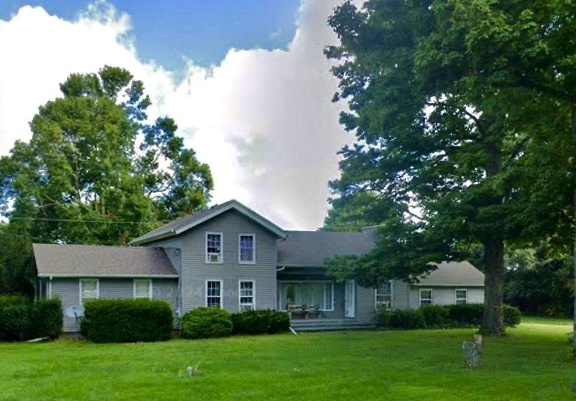 1.54 Acres of Land with Home for Sale in Kalamazoo, Michigan