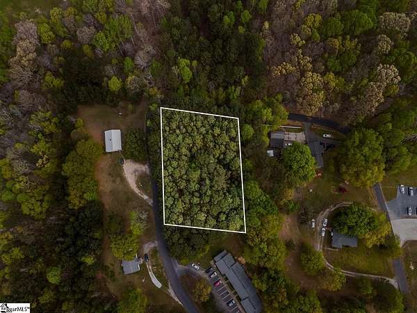 1.1 Acres of Residential Land for Sale in Woodruff, South Carolina