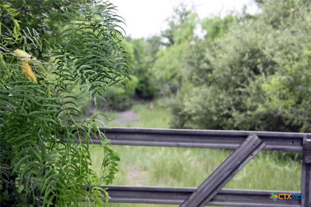 3.48 Acres of Improved Residential Land for Sale in Red Rock, Texas