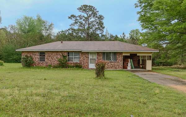 6.28 Acres of Land with Home for Sale in Columbia, Mississippi