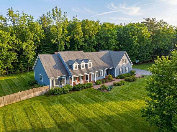 2.26 Acres of Land with Home for Sale in Bedford, New Hampshire