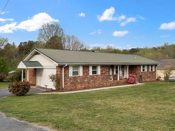 4 Acres of Land with Home for Sale in Chickamauga, Georgia