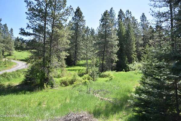 10 Acres of Land for Sale in Worley, Idaho
