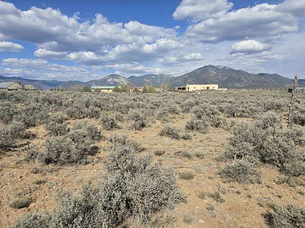 1 Acre of Land for Sale in El Prado, New Mexico