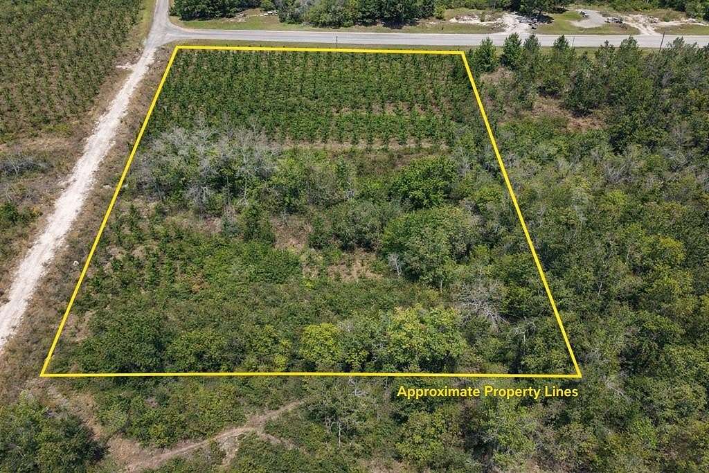 2.5 Acres of Mixed-Use Land for Sale in Waycross, Georgia