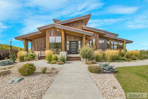 5.59 Acres of Land with Home for Sale in Rexburg, Idaho