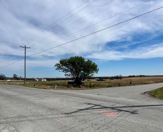 4.45 Acres of Residential Land for Sale in Ardmore, Oklahoma