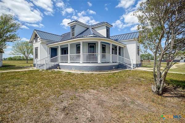 36.9 Acres of Land with Home for Sale in Shiner, Texas