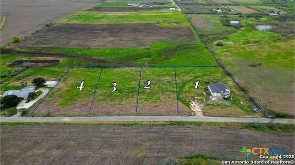 1.25 Acres of Residential Land for Sale in Seguin, Texas