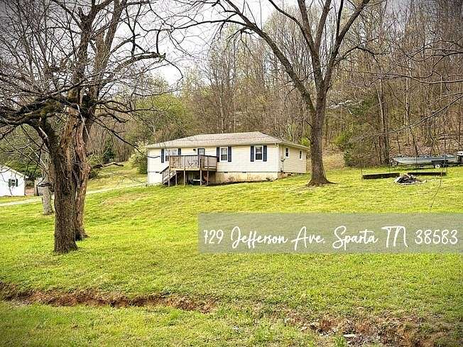 1.52 Acres of Land with Home for Sale in Sparta, Tennessee
