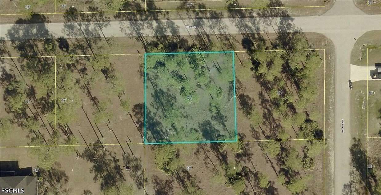 0.25 Acres of Residential Land for Sale in Lehigh Acres, Florida