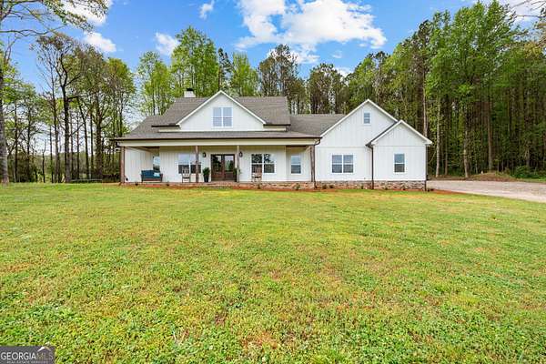 15 Acres of Land with Home for Sale in LaGrange, Georgia